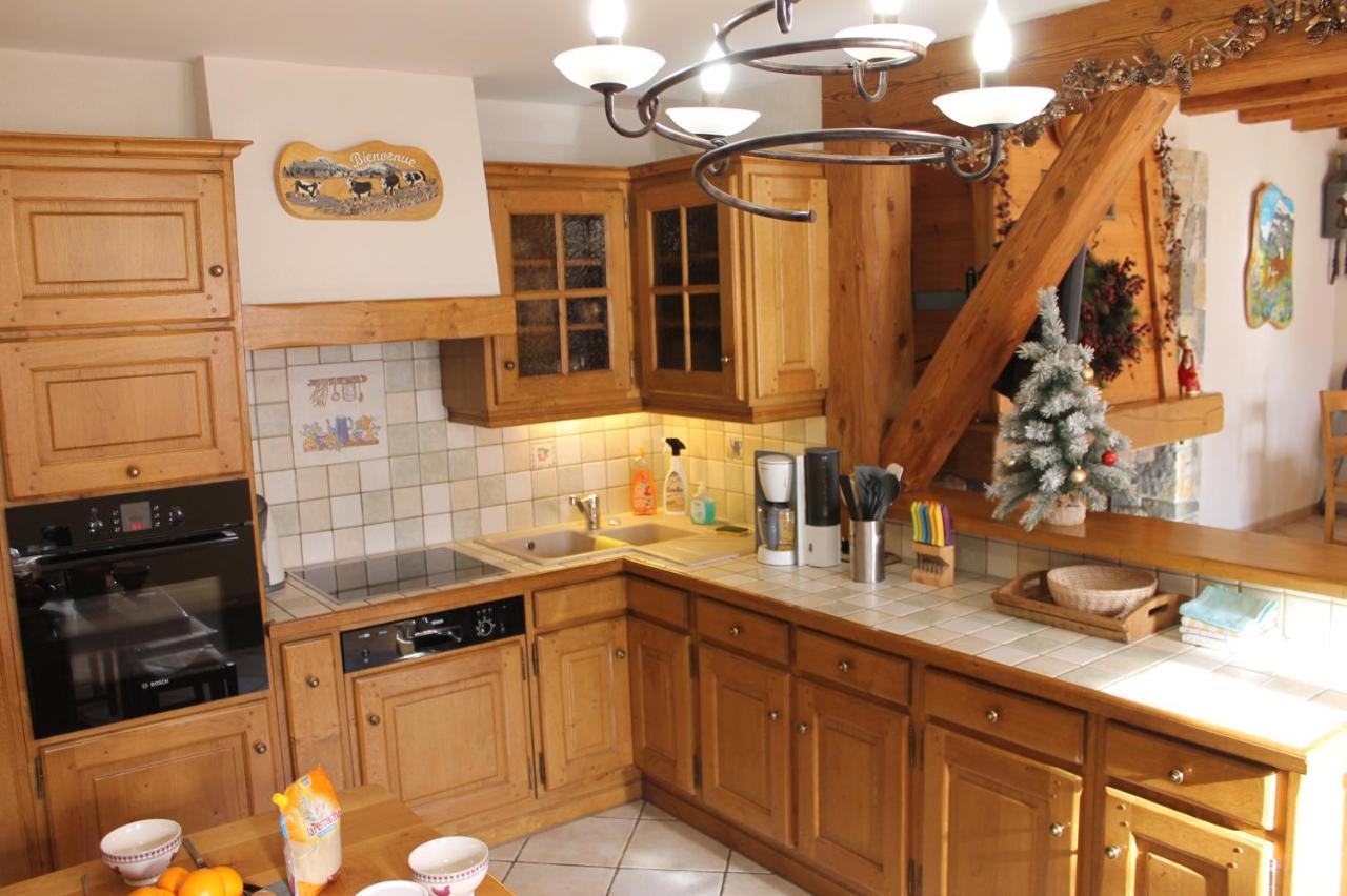 La Ferme De Sous-Lachat Samoëns Esterno foto