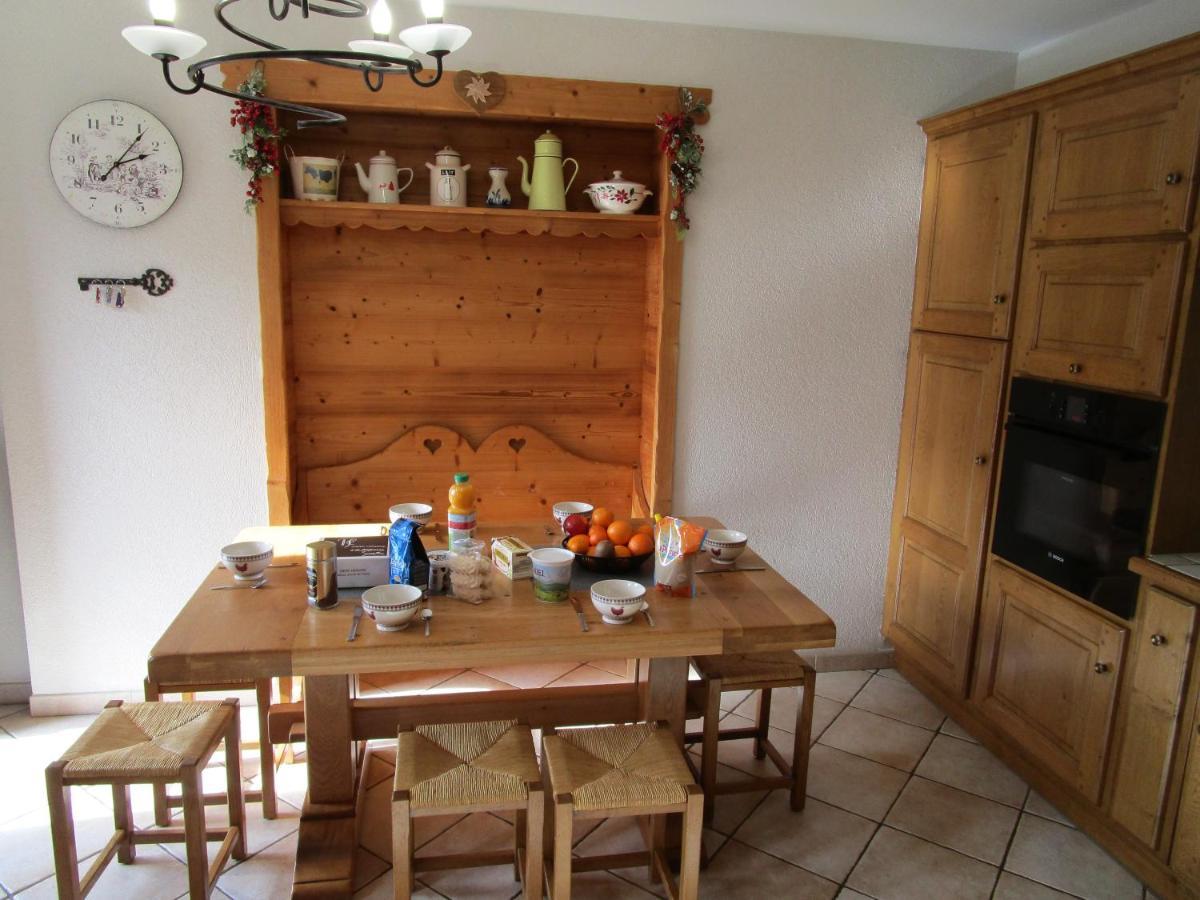 La Ferme De Sous-Lachat Samoëns Esterno foto