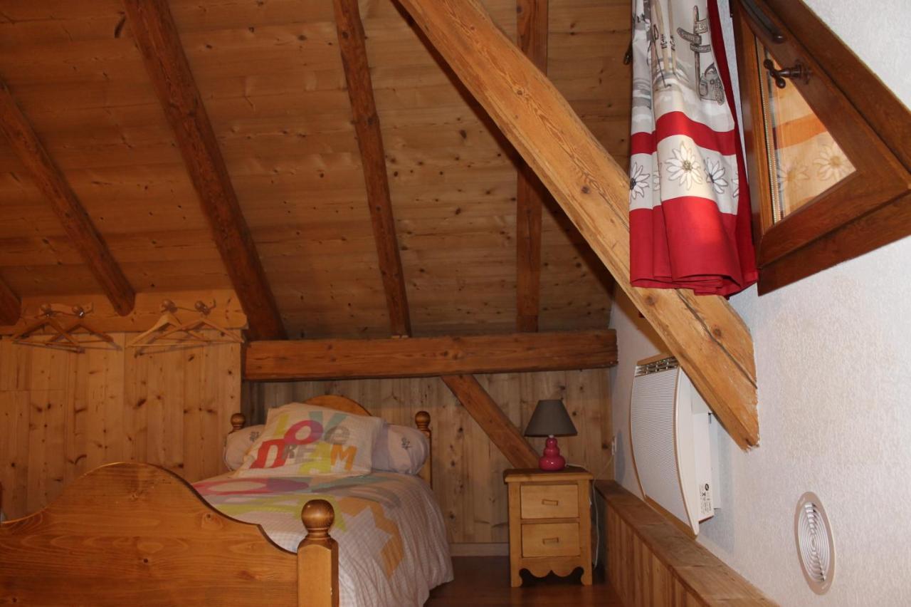 La Ferme De Sous-Lachat Samoëns Esterno foto