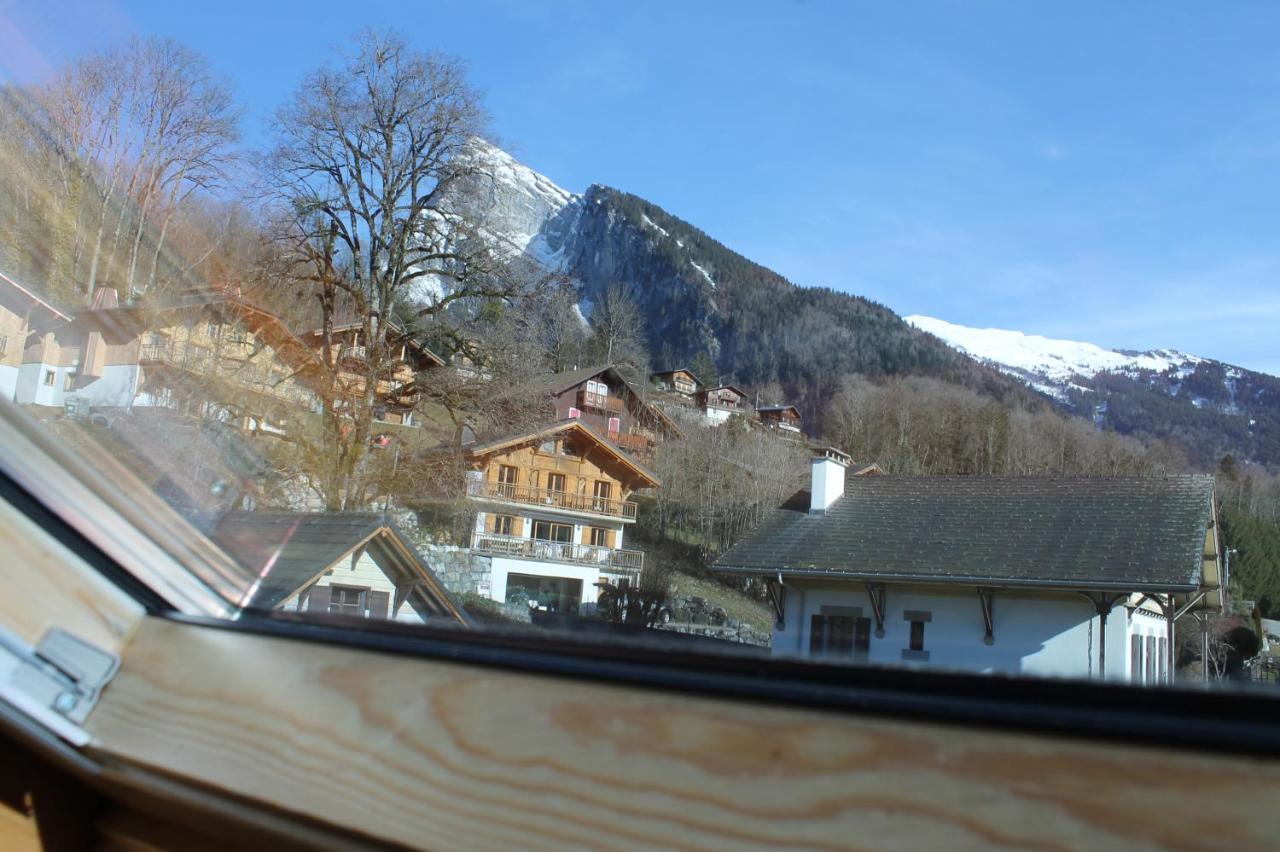 La Ferme De Sous-Lachat Samoëns Esterno foto