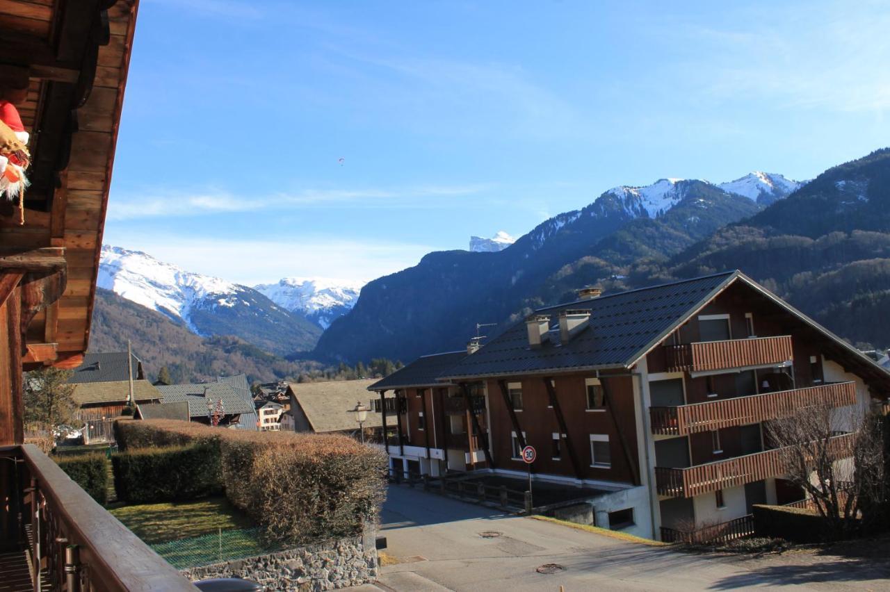 La Ferme De Sous-Lachat Samoëns Esterno foto